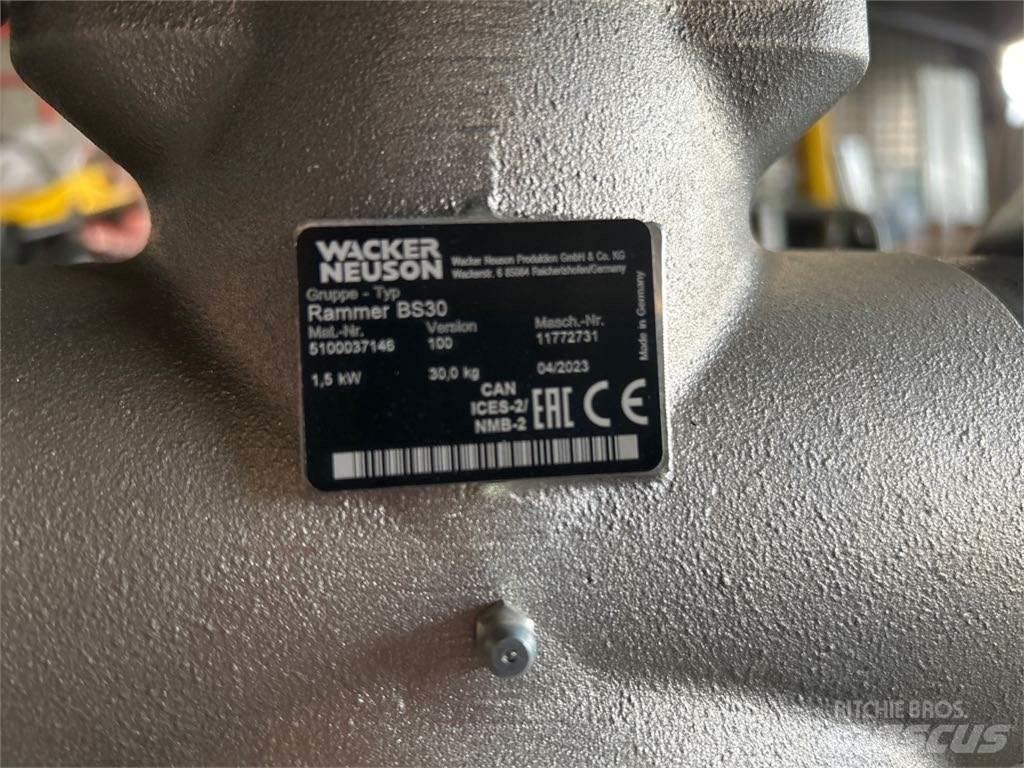 Wacker Neuson BS30 Vibro nabijači
