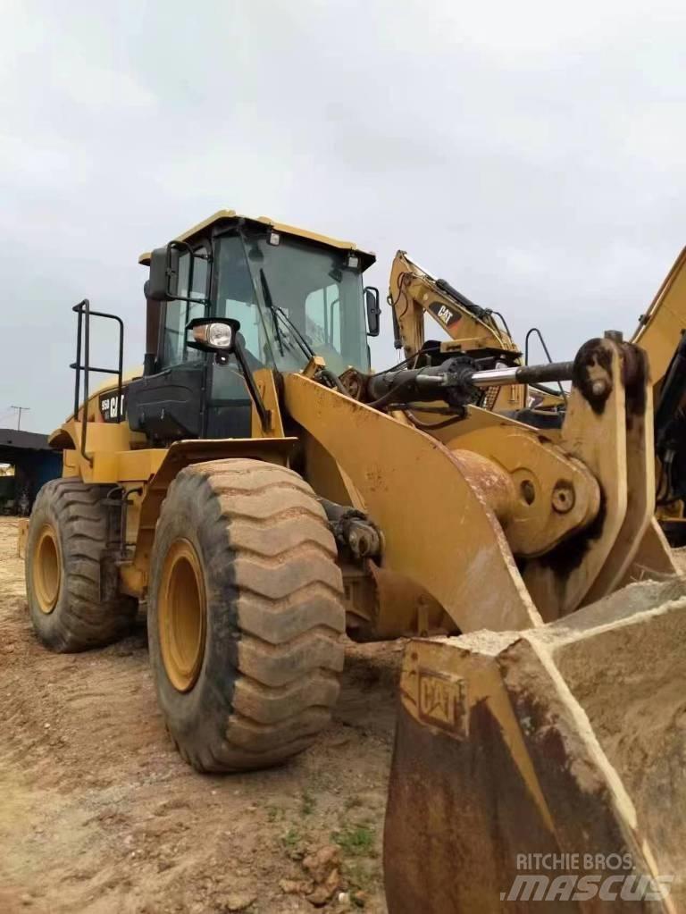 CAT 950GC Kolesni nakladalci