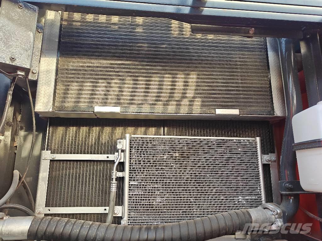 Doosan DX 345LC-9C Bagri goseničarji