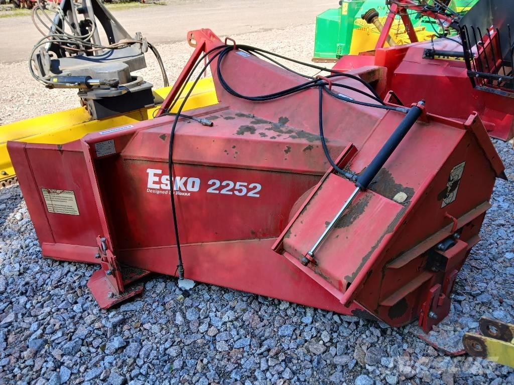 Esko 2252 Snežne freze