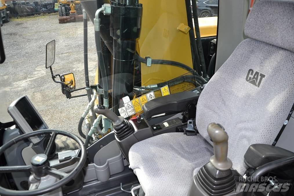 CAT M 315 D Bagri na kolesih