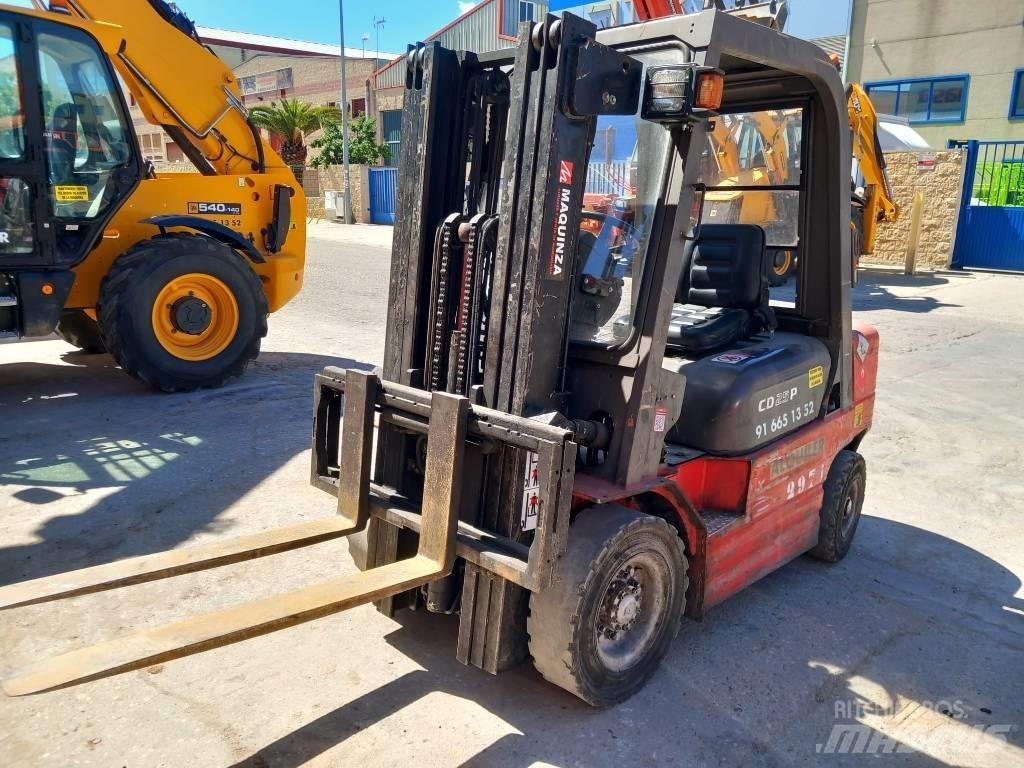 Manitou CD 25 P Dizelski viličarji