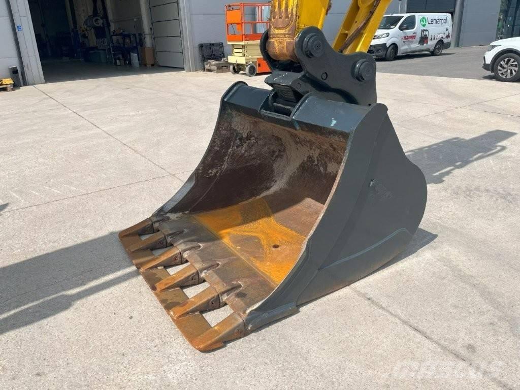 Komatsu PC 210 LC-11 Bagri goseničarji
