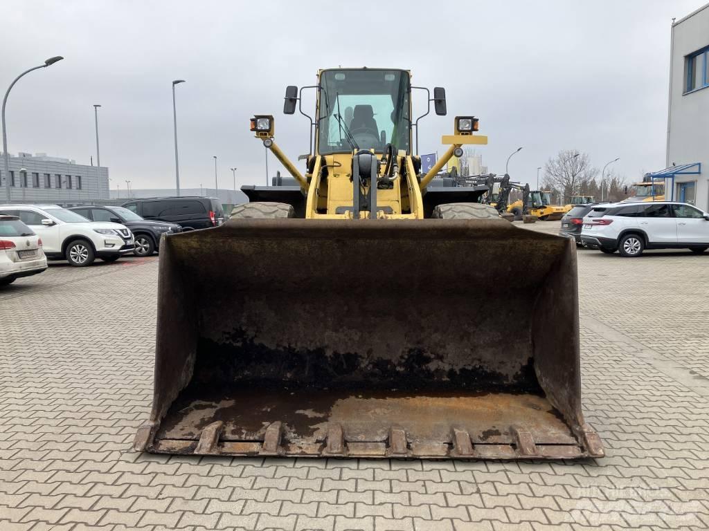 Komatsu WA 420 Kolesni nakladalci