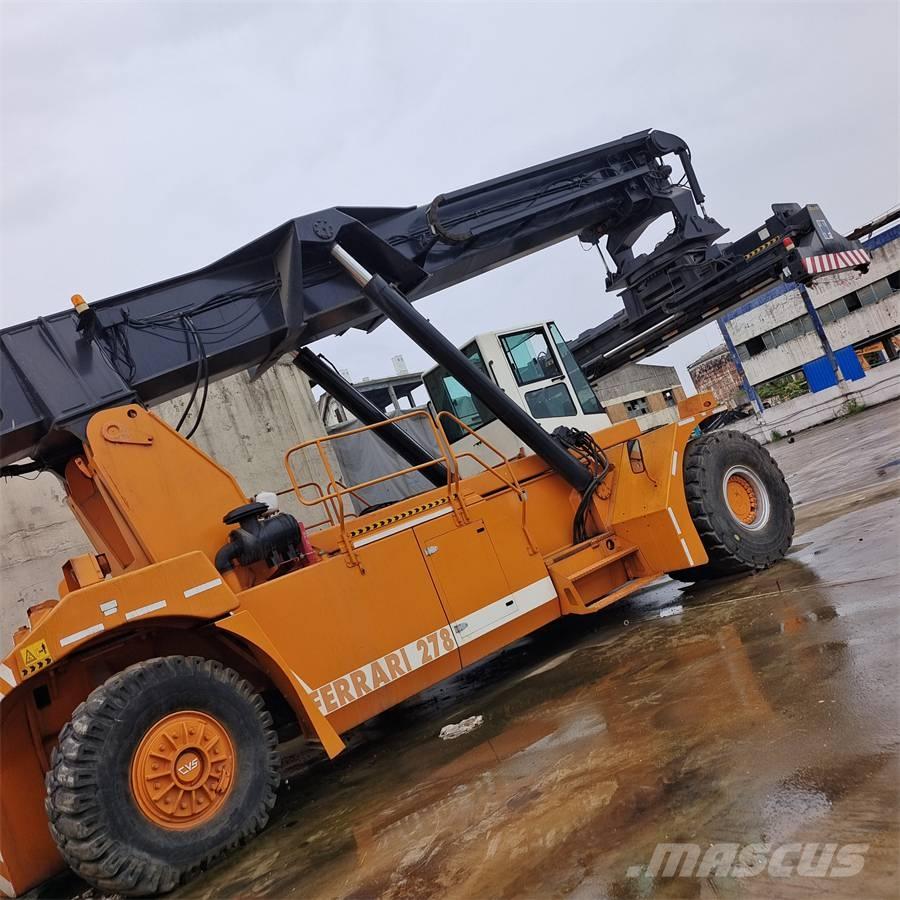 Ferrari 278 Dosežni viličarji