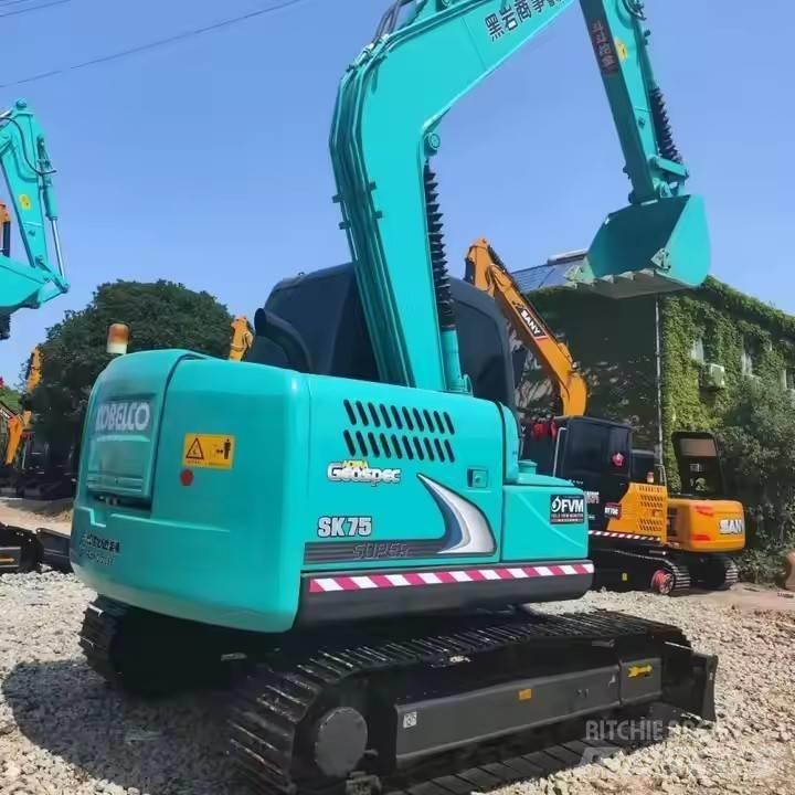 Kobelco SK75 Bagri goseničarji
