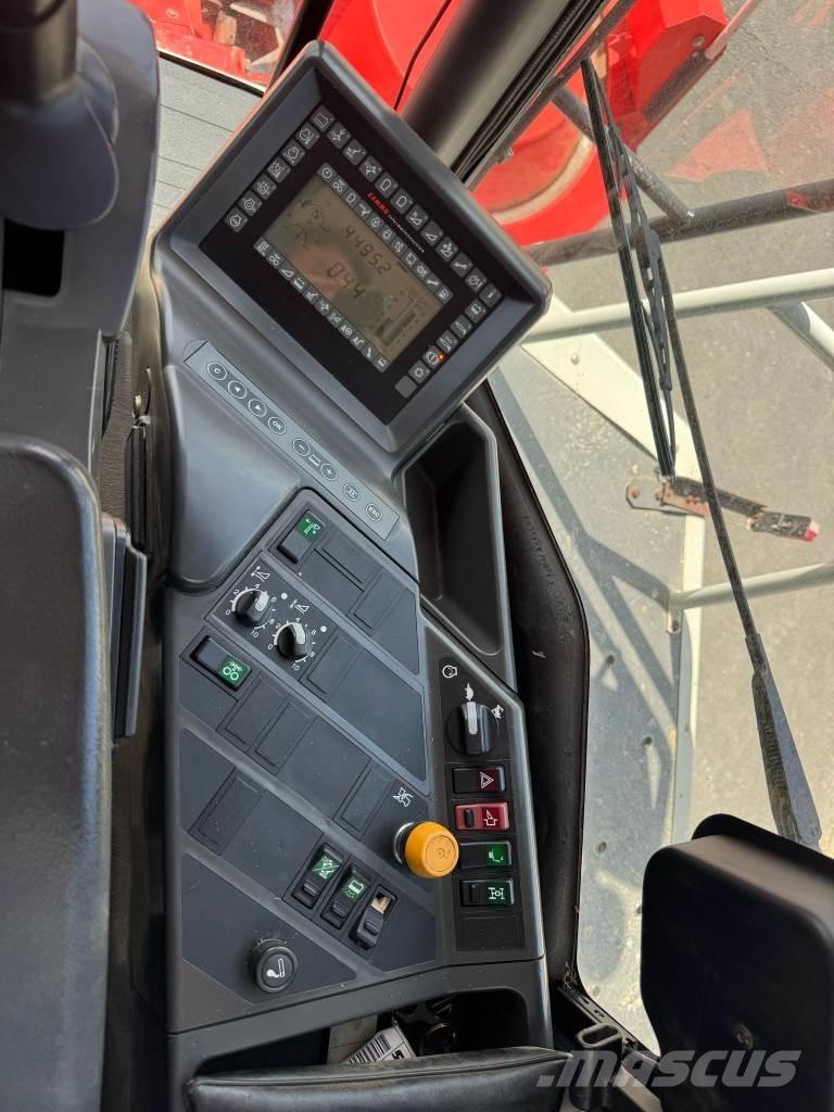 CLAAS JAGUAR 830 Kombajni za krmo