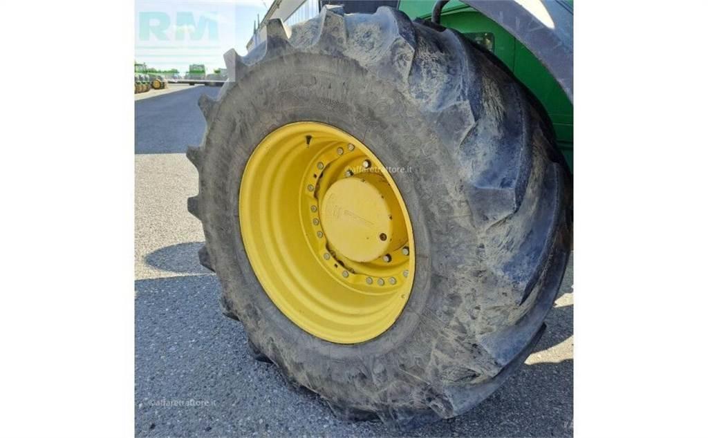 John Deere 7310 Traktorji