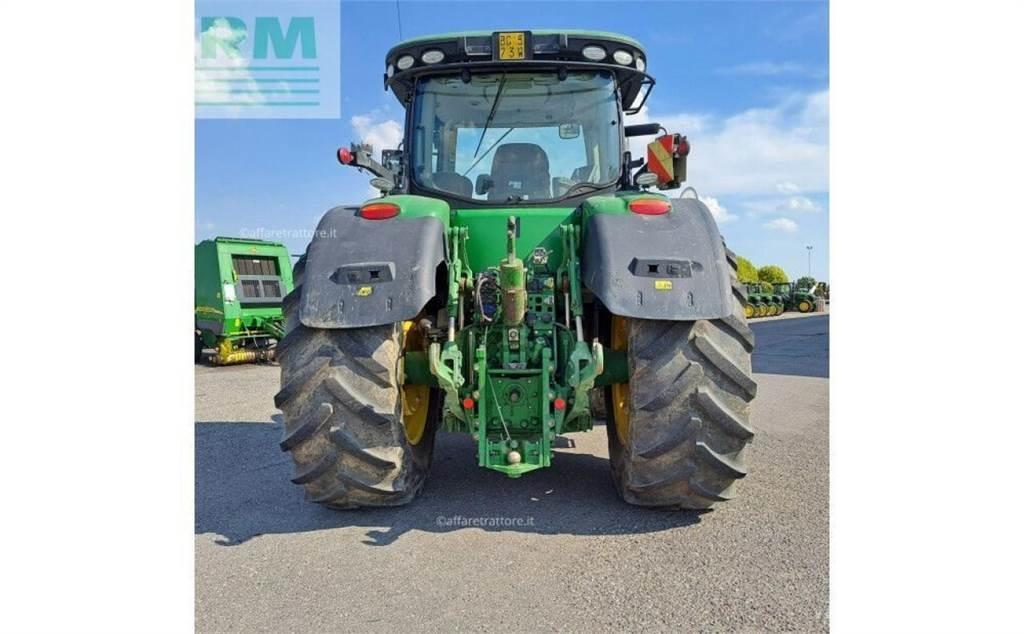 John Deere 7310 Traktorji