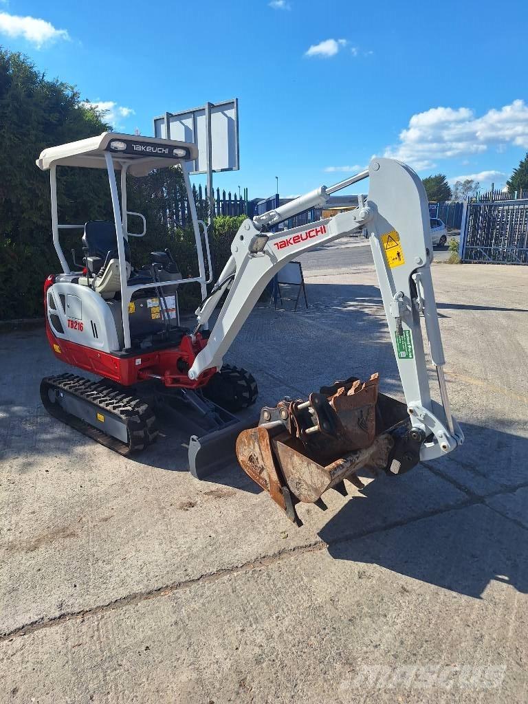 Takeuchi TB 216 Mini bagri <7t