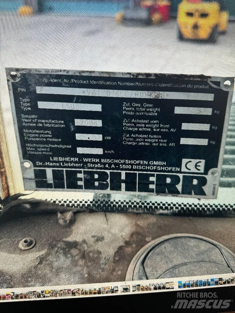 Liebherr L 509 Kolesni nakladalci
