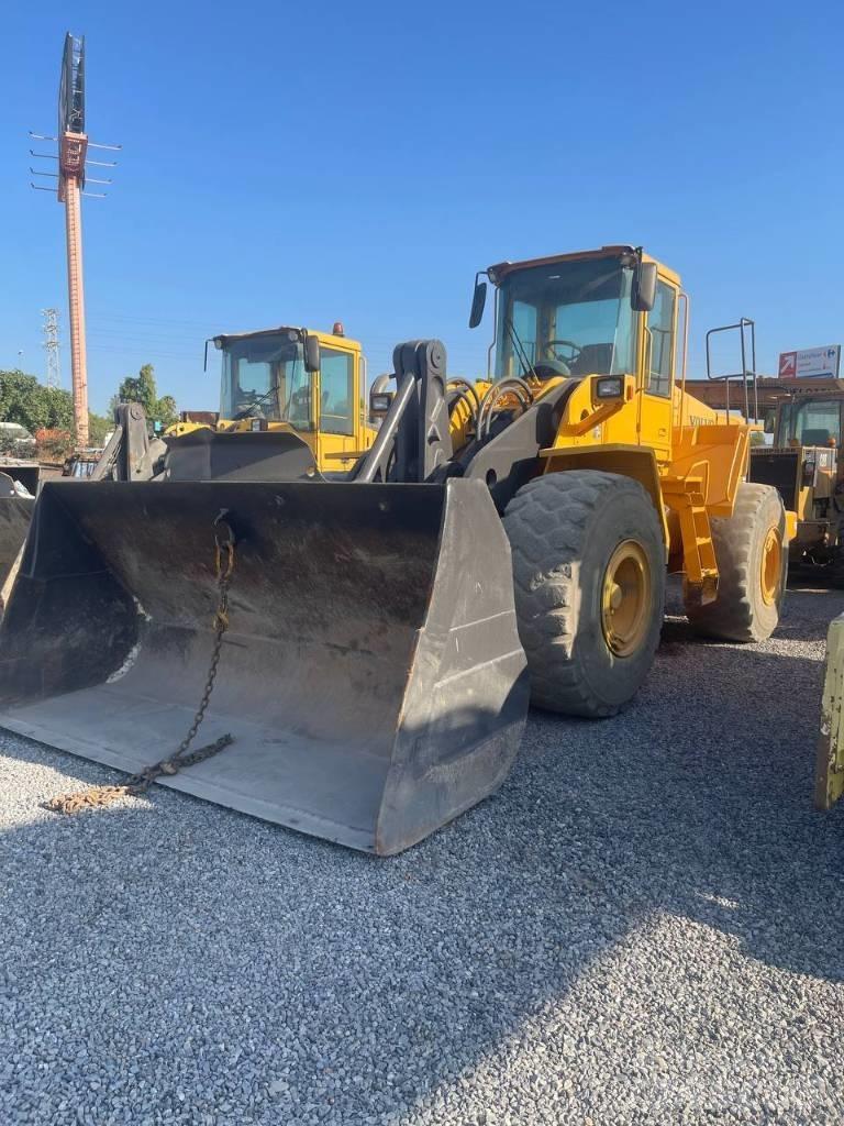 Volvo L 180 E Kolesni nakladalci