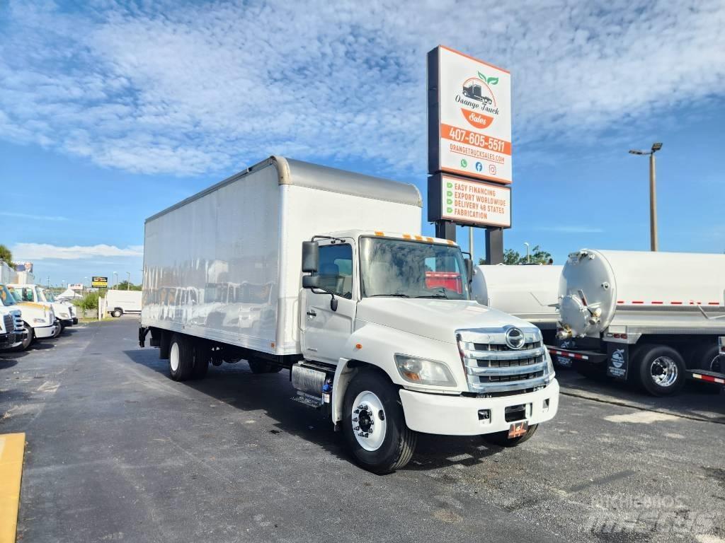 Hino 268 A Tovornjaki zabojniki