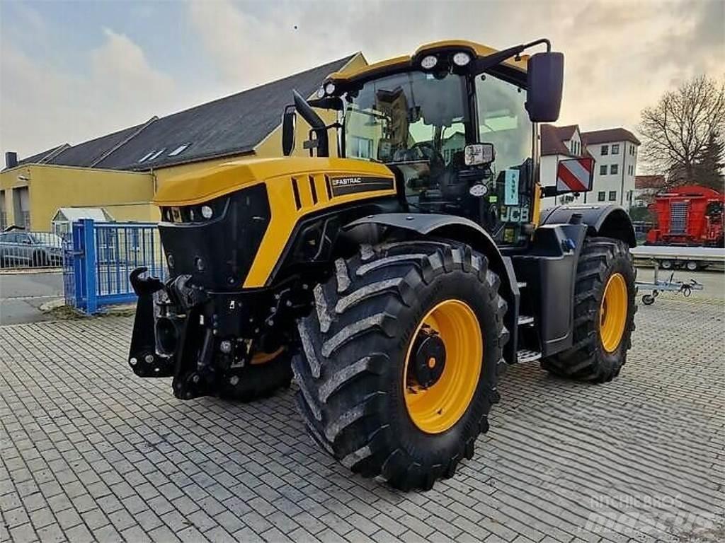 JCB 4220 Fastrac Traktorji