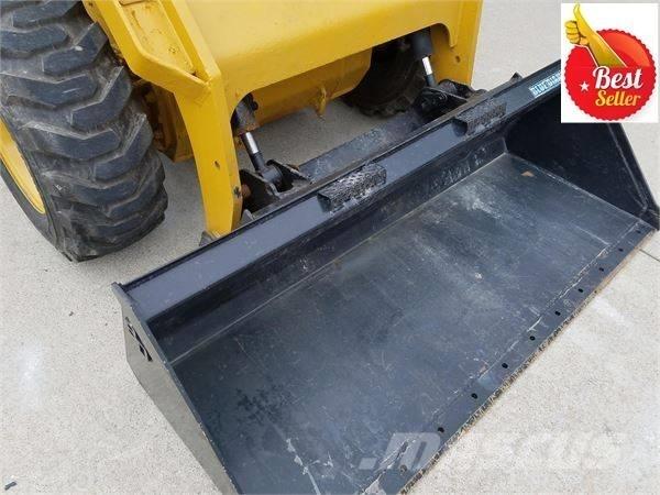 CAT 272 D Skid steer mini nakladalci