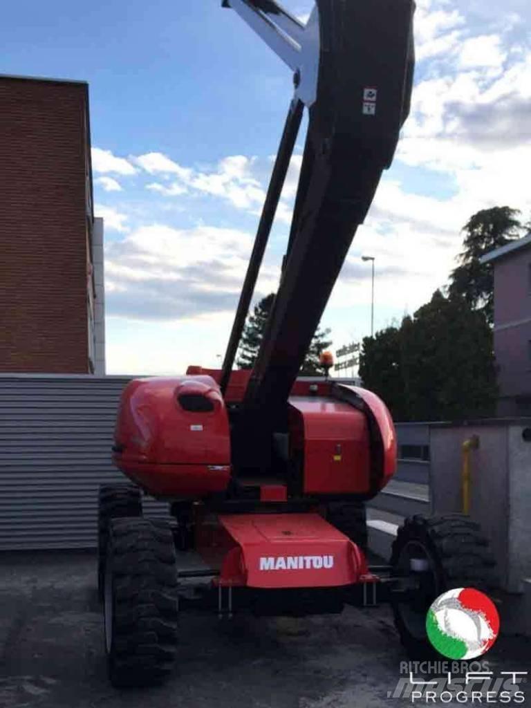 Manitou 200 ATJ Zglobne dvižne ploščadi