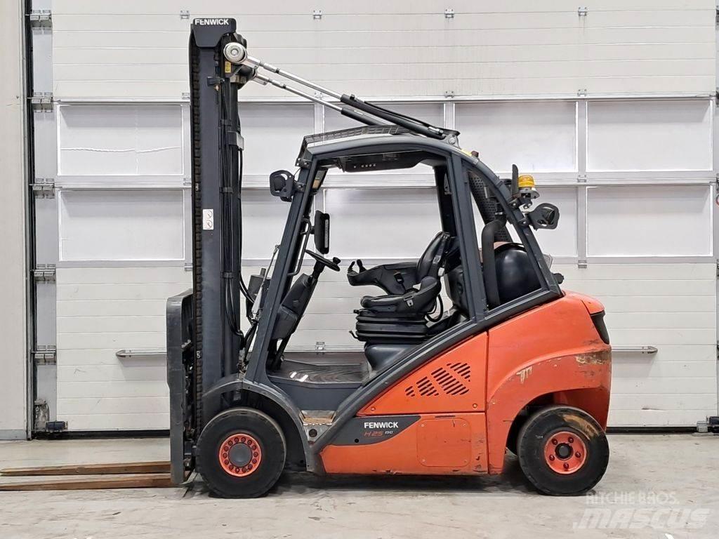 Linde H25T-02 Plinski viličarji