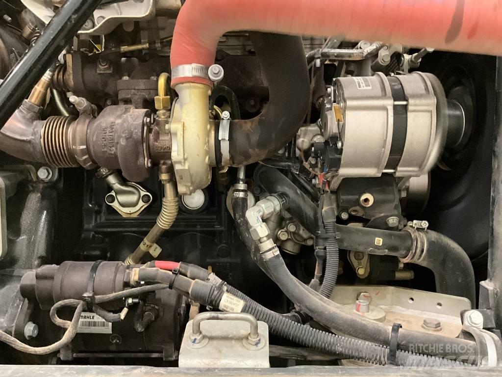 Neuson EW 100 Bagri na kolesih