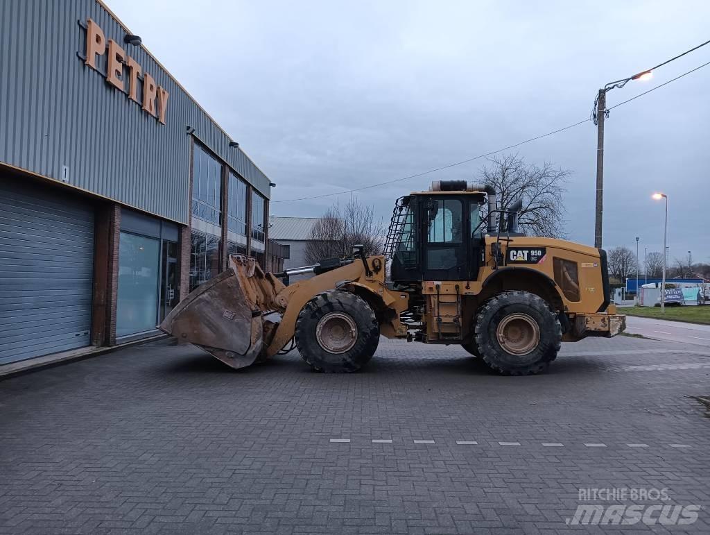 CAT 950GC Kolesni nakladalci