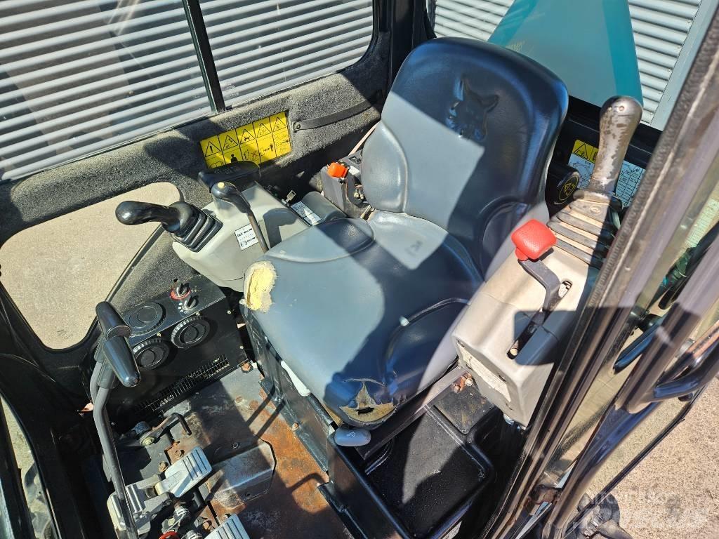 Bobcat E 16 Mini bagri <7t