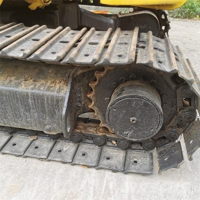Komatsu PC 35 M-2 Mini bagri <7t
