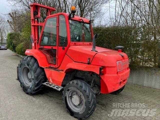 Manitou M 26.4 Terenski viličar