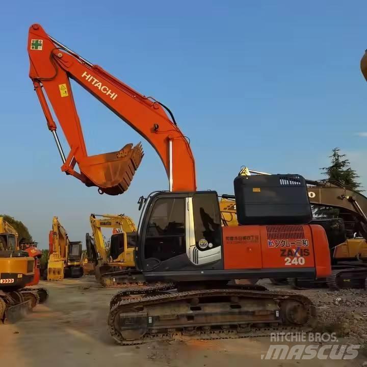 Hitachi ZX240 Bagri goseničarji