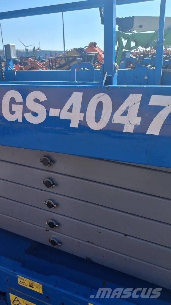 GENIE GS4047 Škarjaste dvižne ploščadi