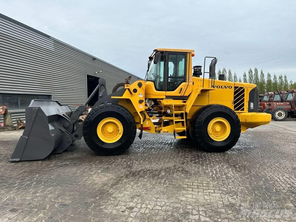 Volvo L180F Kolesni nakladalci