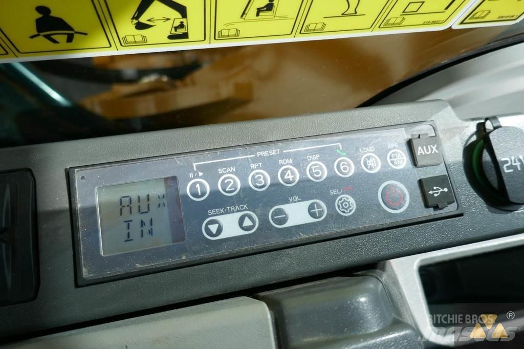 CAT 352 Bagri goseničarji
