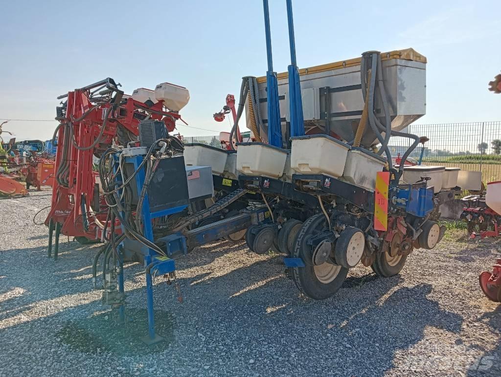 Kinze 3000 Sadilniki