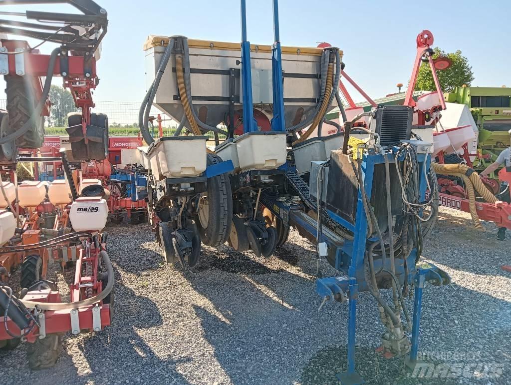 Kinze 3000 Sadilniki