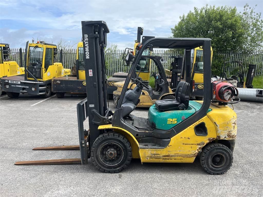 Komatsu FG25HT-16R Plinski viličarji