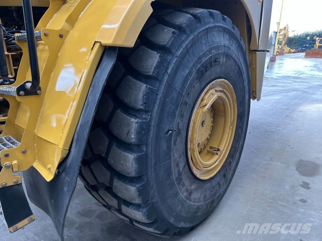 CAT 745 Zglobni demperji