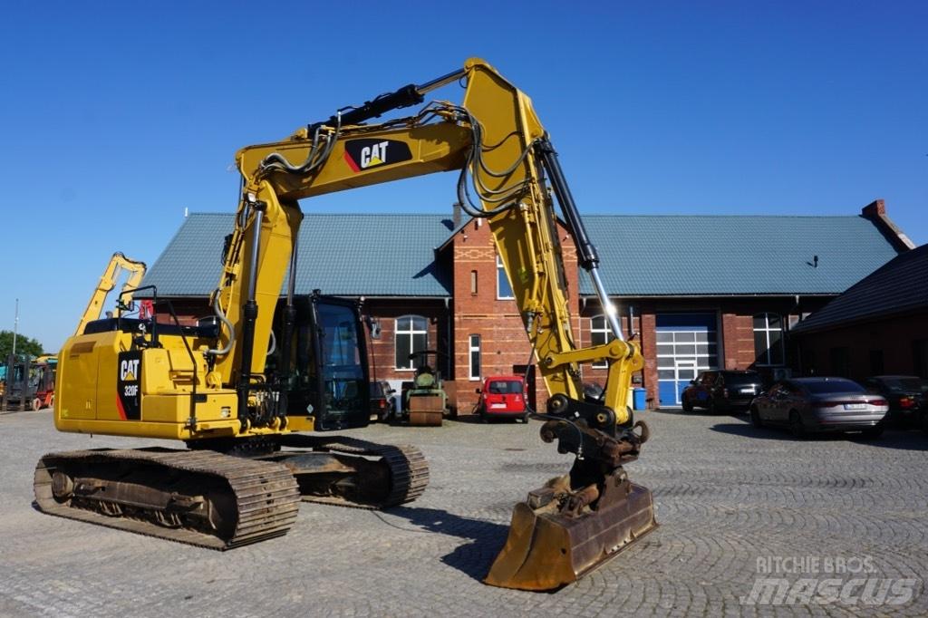 CAT 320 FL Bagri goseničarji