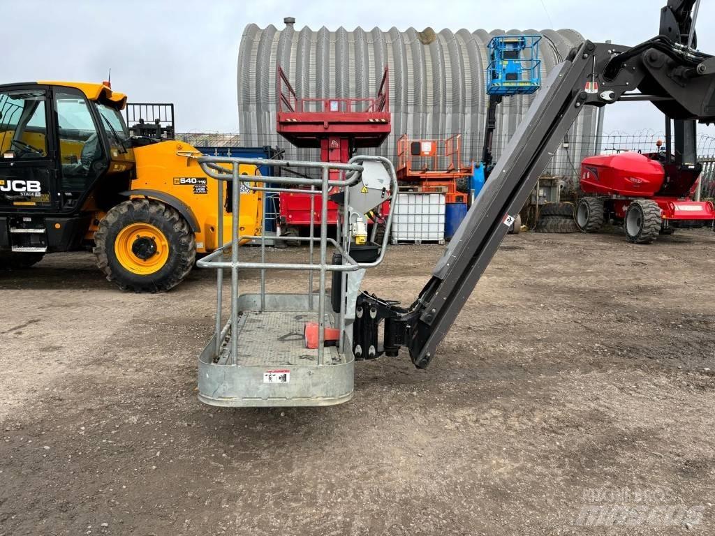 Manitou 220 TJ Teleskopske dvižne ploščadi