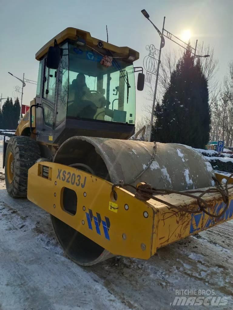 XCMG XS 143J Enojni valjarji