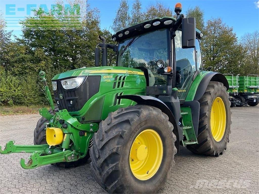 John Deere 6130 r Traktorji