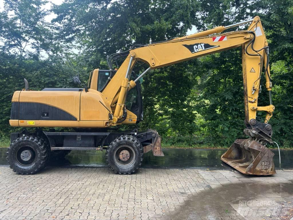CAT M 316 C Bagri na kolesih