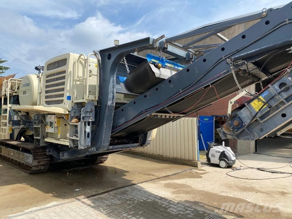 Metso LT 106 Mobilni drobilniki
