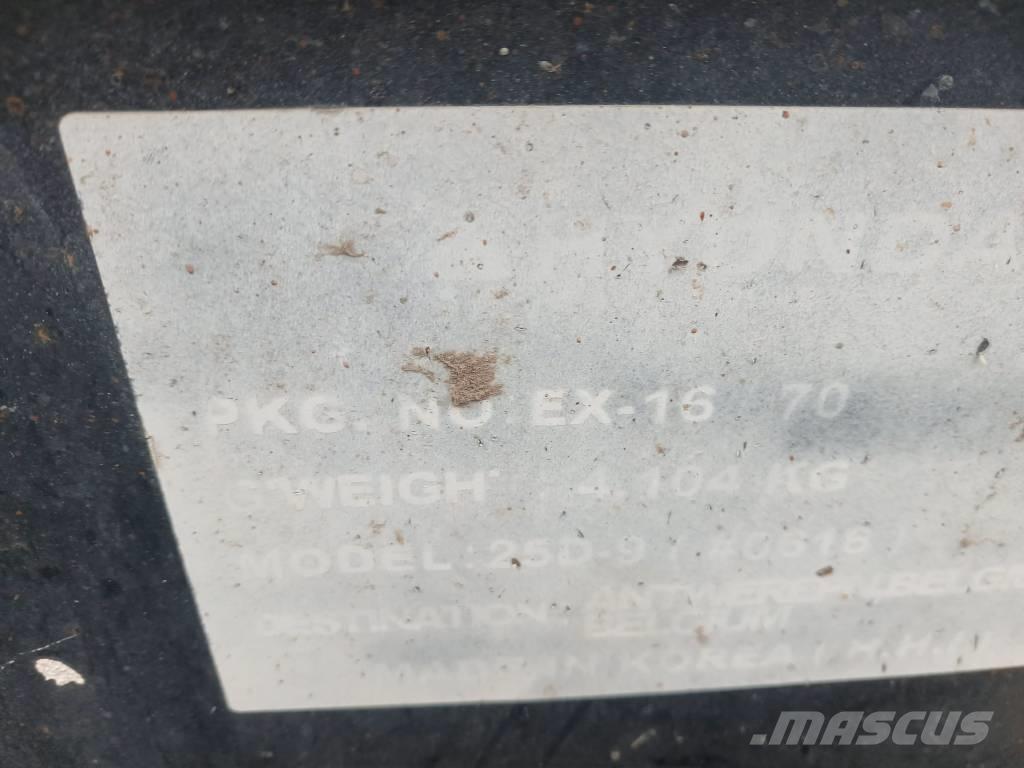 Hyundai 25 D-9 Dizelski viličarji