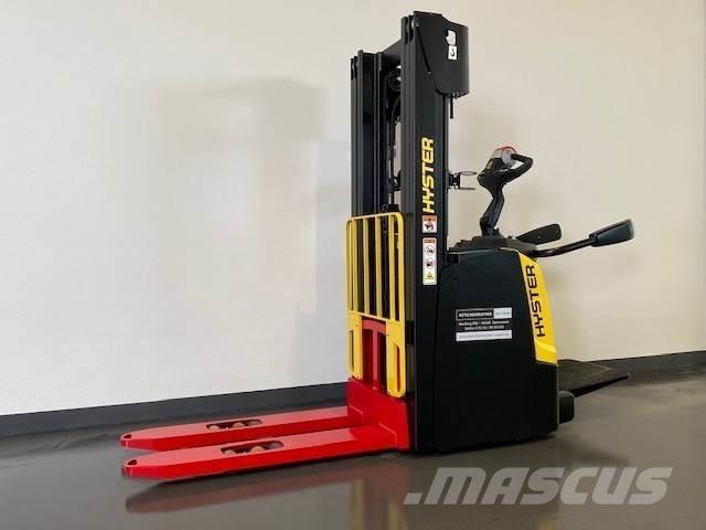 Hyster S1.2S Ročni električni viličar