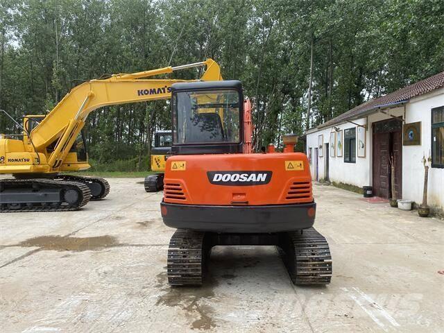 Doosan DH55 Mini bagri <7t