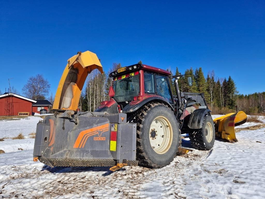 Valtra T 170 Traktorji