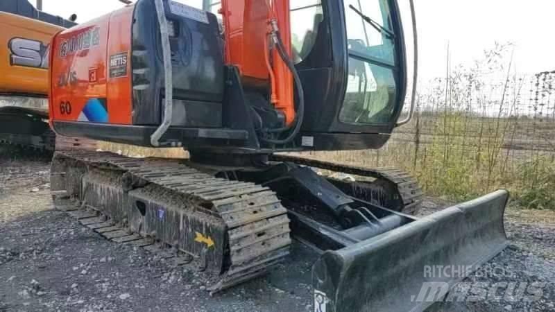 Hitachi ZX 60 Bagri goseničarji