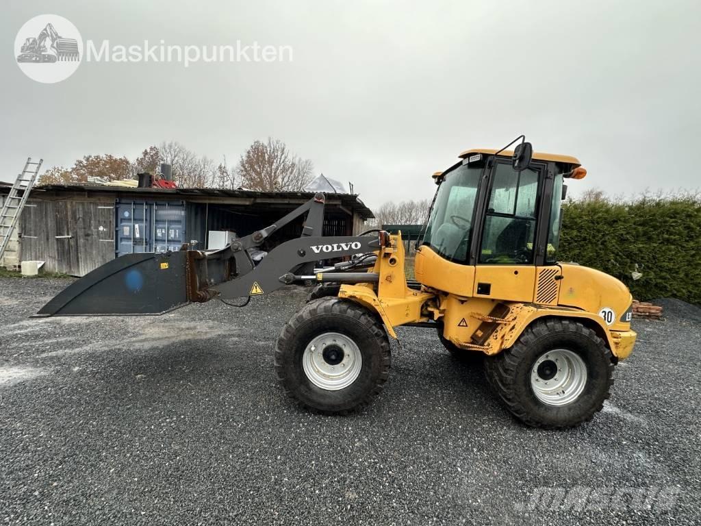 Volvo L 35 B Kolesni nakladalci