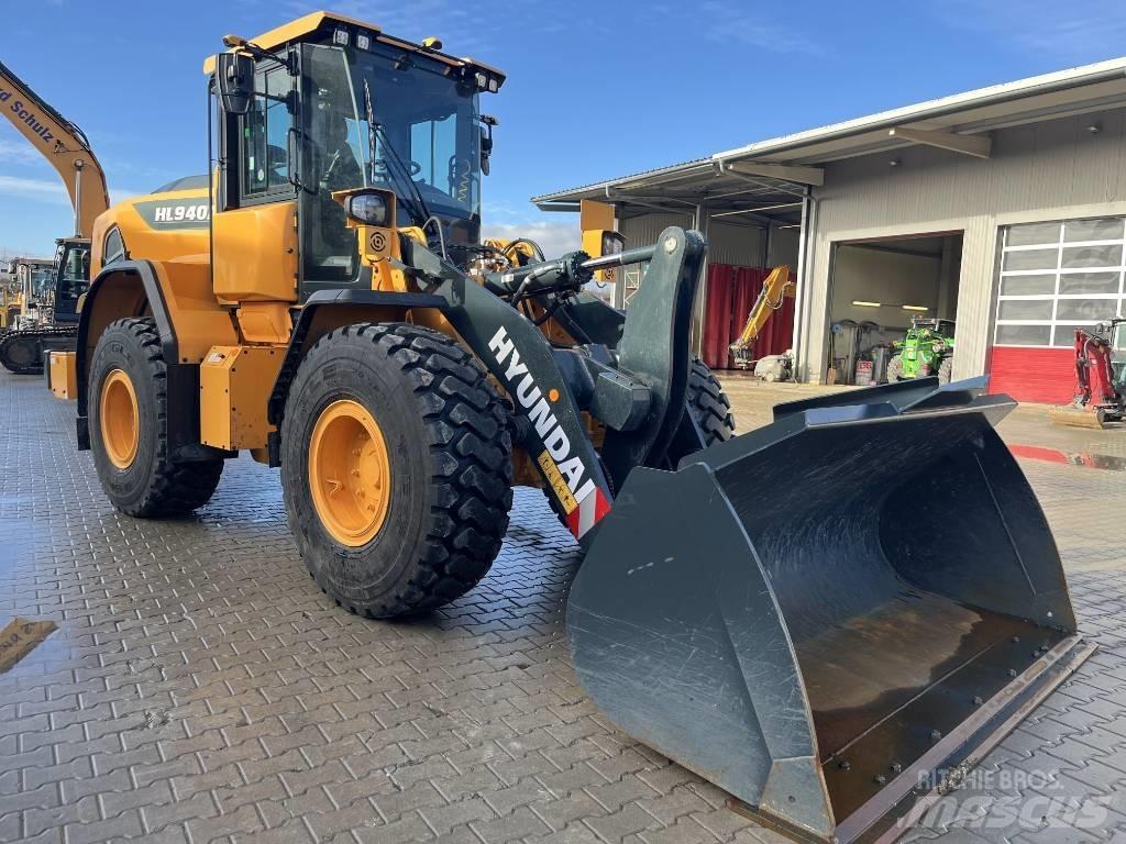 Hyundai HL940A Kolesni nakladalci