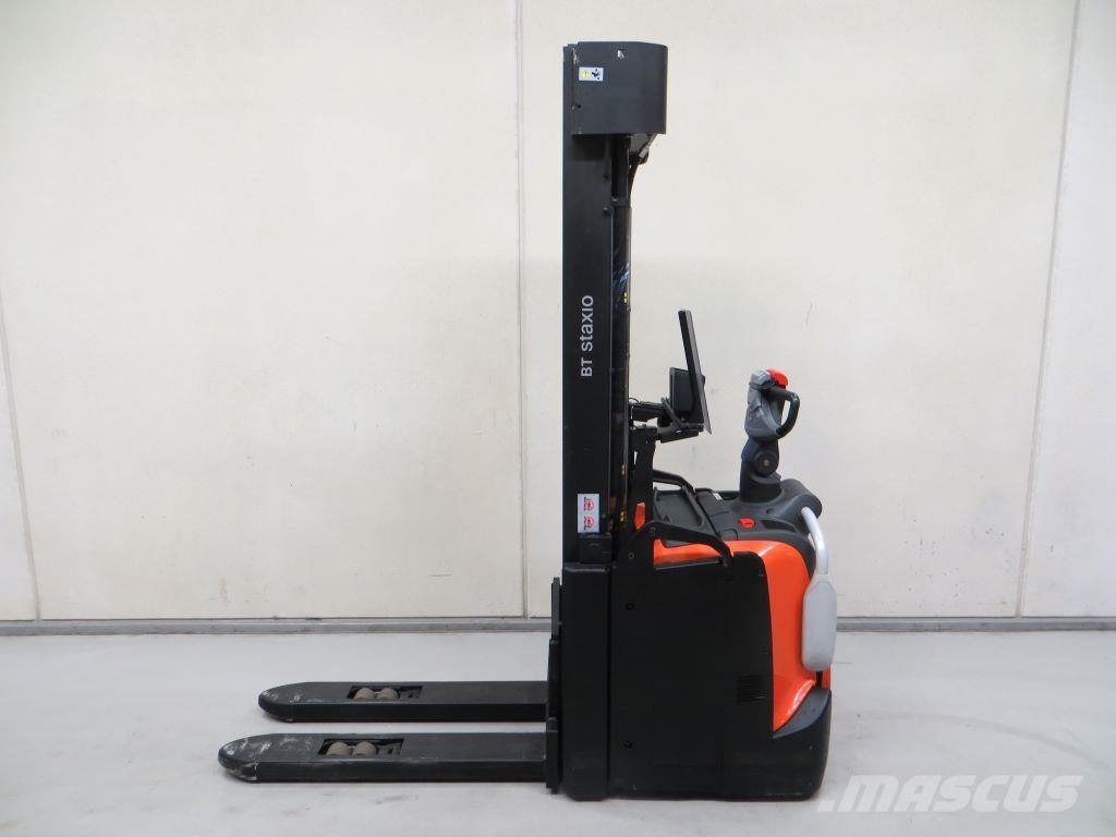 BT SPE140L Samopogonski ročni viličarji