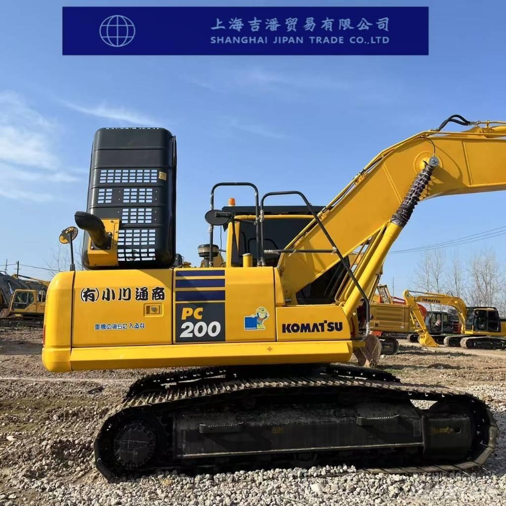 Komatsu PC 200-8 Bagri goseničarji