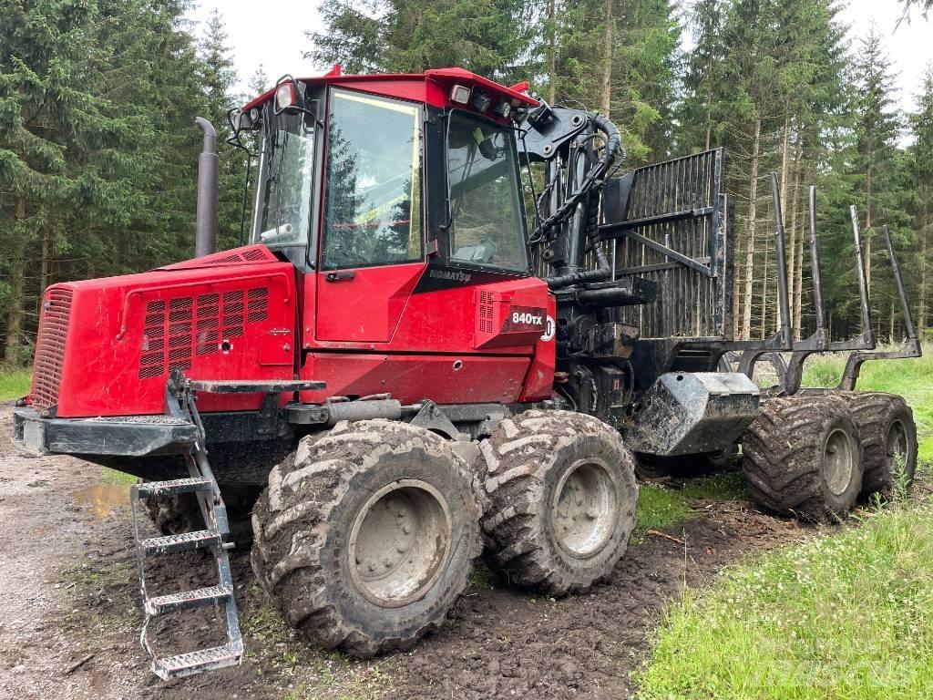Komatsu 840TX Forwarderji